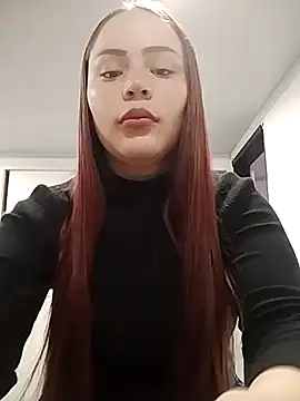 Snapshot of Crystaa12 chatting on February 18, 2026, 12:23 pm Crystaa12 online show from February 18, 2026, 12:23 pm