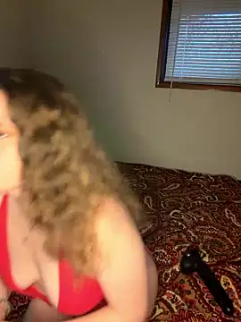 Snapshot of Honeybare97 chatting on January 14, 2026, 9:42 pm Honeybare97 online show from January 14, 2026, 9:42 pm