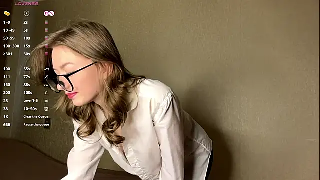 elsadaedra online show from March 10, 2026, 12:21 pm