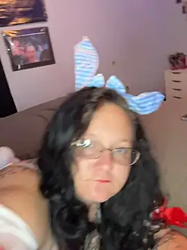 Snapshot of ambersuductive chatting on February 20, 2026, 2:19 am ambersuductive online show from February 20, 2026, 2:19 am