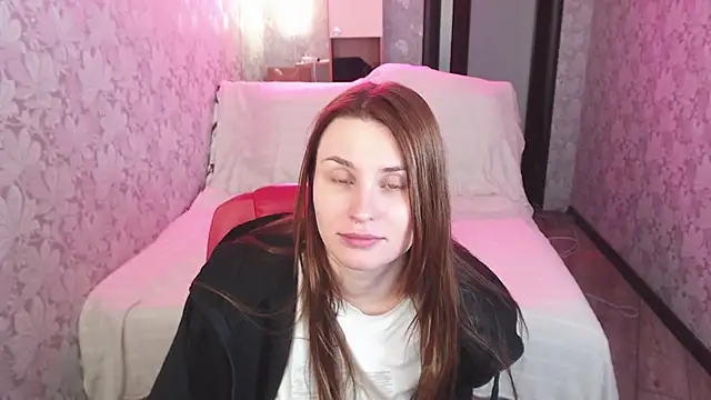 girl from hardfuckland online show from April 23, 2026, 11:31 am