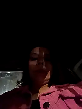 RossyAlvarez online show from May 28, 2026, 3:04 am