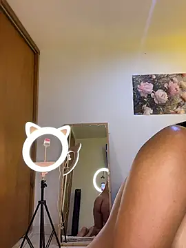 Snapshot of Your_HoneyXXX chatting on February 13, 2026, 6:09 am Your HoneyXXX online show from February 13, 2026, 6:09 am