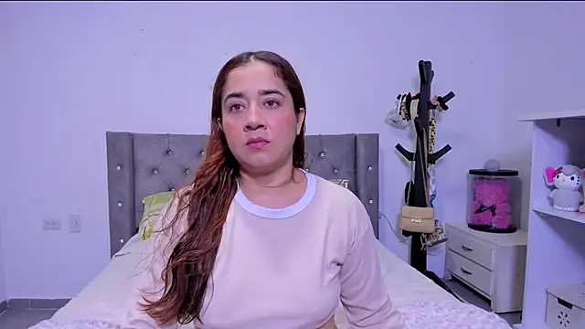 naive natty10 online show from February 12, 2026, 10:16 pm