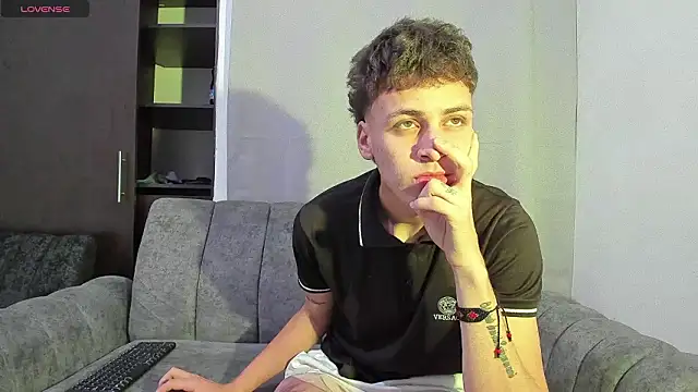 Two sexboys online show from February 12, 2026, 7:36 am