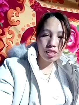 Gummiesu online show from February 11, 2026, 7:52 pm