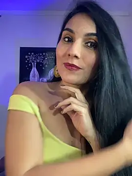 Snapshot of Miaswwe chatting on February 2, 2026, 11:25 pm Miaswwe online show from February 2, 2026, 11:25 pm