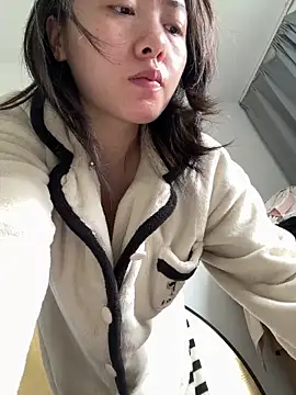 Cheating-wife online show from April 20, 2026, 2:58 am