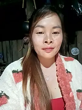 Snapshot of Bling_sexy chatting on February 11, 2026, 1:27 pm Bling sexy online show from February 11, 2026, 1:27 pm