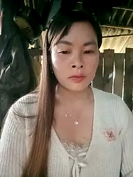 Snapshot of Bling_sexy chatting on February 25, 2026, 1:59 am Bling sexy online show from February 25, 2026, 1:59 am