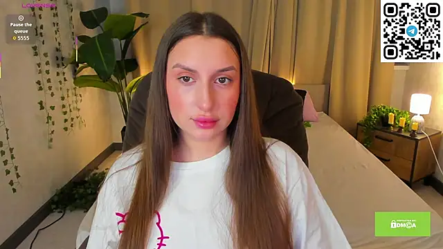 Celine Coello online show from March 29, 2026, 11:43 am