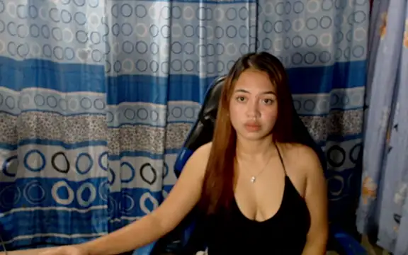 Snapshot of pinay_mayahiga chatting on April 11, 2026, 2:10 pm pinay mayahiga online show from April 11, 2026, 2:10 pm