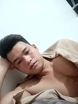 Maycute18 online show from February 26, 2026, 2:27 pm