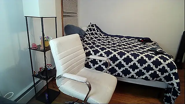 Snapshot of VanFairy526 chatting on February 20, 2026, 10:49 am VanFairy526 online show from February 20, 2026, 10:49 am