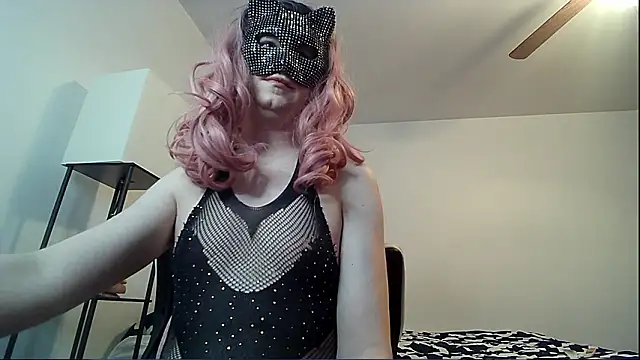 Snapshot of VanFairy526 chatting on February 27, 2026, 11:05 pm VanFairy526 online show from February 27, 2026, 11:05 pm