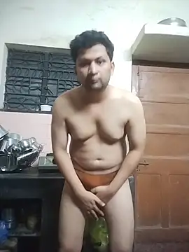 Snapshot of Pravin9562 chatting on April 18, 2026, 7:40 pm Pravin9562 online show from April 18, 2026, 7:40 pm