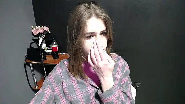 Sunny siren online show from February 27, 2026, 1:22 pm