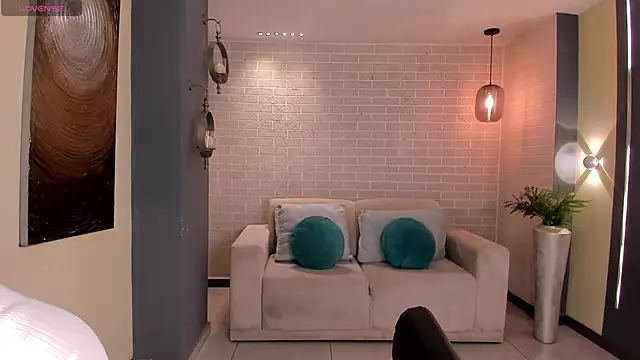 Snapshot of MilaVelvet_ chatting on February 10, 2026, 12:20 pm MilaVelvet online show from February 10, 2026, 12:20 pm