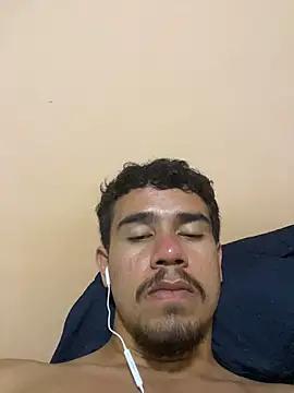 reipromiscuo01 online show from February 19, 2026, 1:34 am