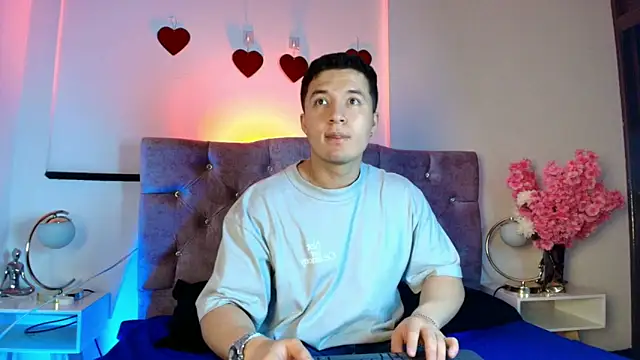 Alexander Connor online show from February 14, 2026, 12:13 pm