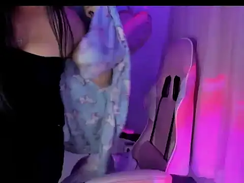 juicy ass peach online show from January 15, 2026, 9:29 pm