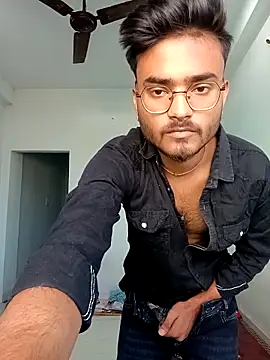 sdgjjkkmm online show from March 27, 2026, 3:12 am