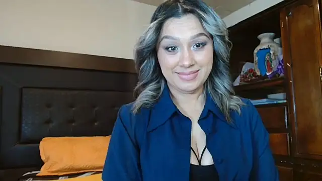 aitanalove  online show from May 28, 2026, 10:40 pm