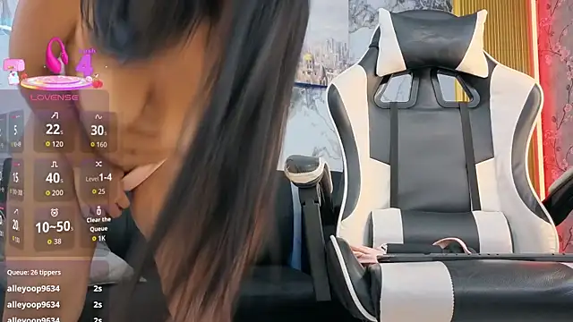 Snapshot of Girls_Beach_aws chatting on March 2, 2026, 7:15 am Girls Beach aws online show from March 2, 2026, 7:15 am