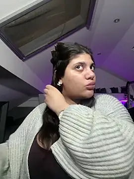 MinaKhalina online show from January 31, 2026, 11:14 pm