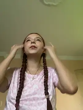 Carithooo online show from February 11, 2026, 10:59 pm