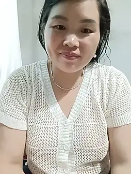 Snapshot of nana_nana99 chatting on July 2, 2026, 2:33 am nana nana99 online show from July 2, 2026, 2:33 am