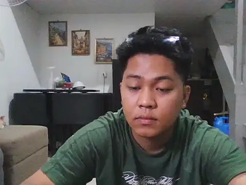 Snapshot of cutie_aaron chatting on June 19, 2026, 8:51 am cutie aaron online show from June 19, 2026, 8:51 am