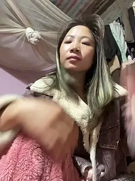 Snapshot of Lata-cute chatting on February 9, 2026, 2:59 am Lata-cute online show from February 9, 2026, 2:59 am