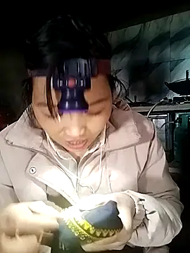 Snapshot of lia-coy chatting on February 4, 2026, 3:12 am lia-coy online show from February 4, 2026, 3:12 am