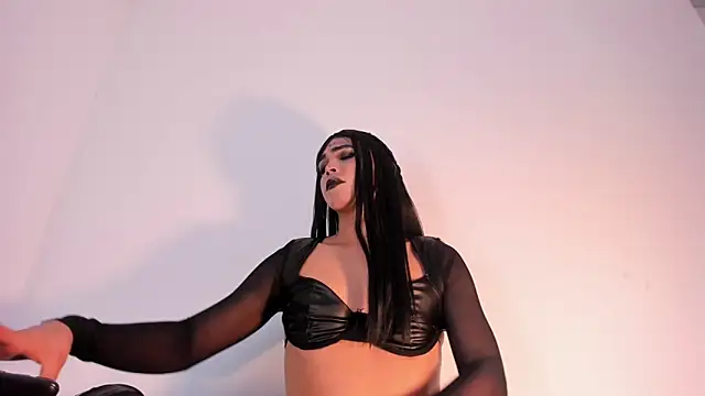 Snapshot of naughtylizeth_ chatting on February 22, 2026, 8:46 am naughtylizeth online show from February 22, 2026, 8:46 am