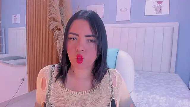 Snapshot of helen_jonesx chatting on February 13, 2026, 12:34 pm helen jonesx online show from February 13, 2026, 12:34 pm