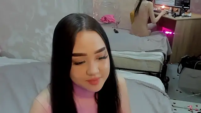 NaomiKim  online show from February 21, 2026, 1:34 pm