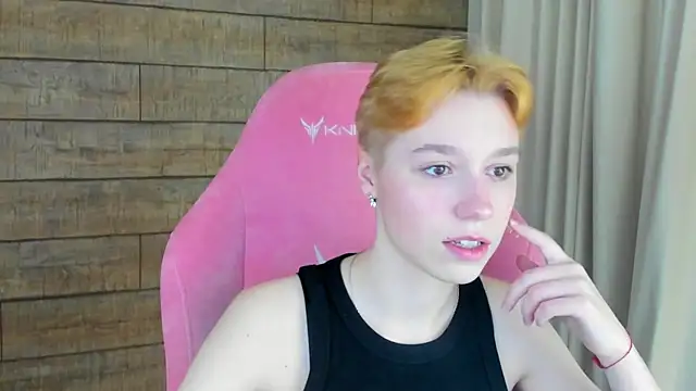 Snapshot of AgataGate chatting on February 5, 2026, 3:05 pm AgataGate online show from February 5, 2026, 3:05 pm