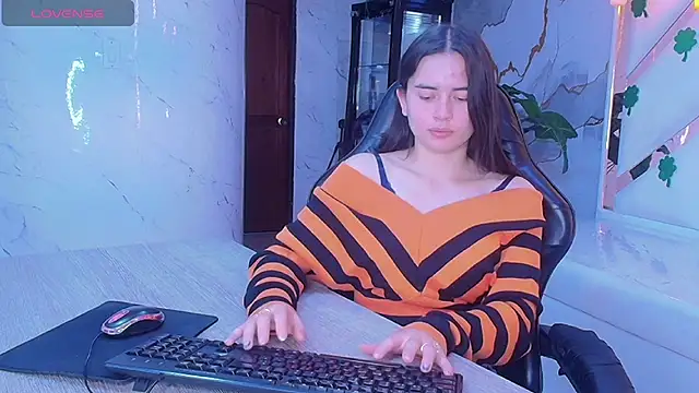 Snapshot of Qetsyah_tf chatting on March 24, 2026, 1:49 pm Qetsyah tf online show from March 24, 2026, 1:49 pm