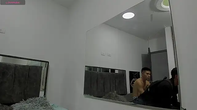 CamiloAndYury online show from January 17, 2026, 7:28 pm