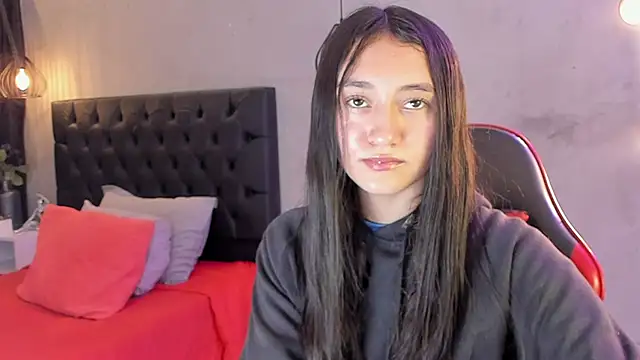 isabella nowa online show from April 9, 2026, 11:37 am