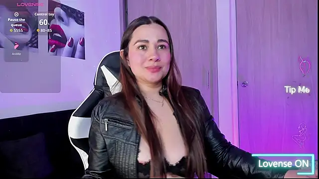 saray mendozaa online show from February 21, 2026, 5:36 pm