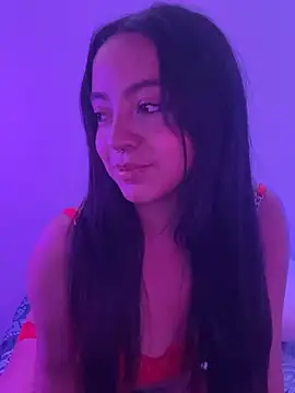 Snapshot of laraa_rous chatting on February 17, 2026, 12:07 am laraa rous online show from February 17, 2026, 12:07 am