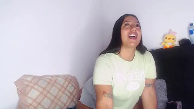 Snapshot of agathaklein chatting on February 26, 2026, 1:54 pm agathaklein online show from February 26, 2026, 1:54 pm