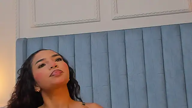 Snapshot of Scarlett-Banner chatting on February 23, 2026, 2:58 pm Scarlett-Banner online show from February 23, 2026, 2:58 pm