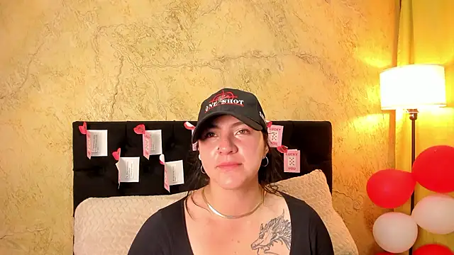 Snapshot of JeniferPowell_nm chatting on February 20, 2026, 6:19 pm JeniferPowell nm online show from February 20, 2026, 6:19 pm