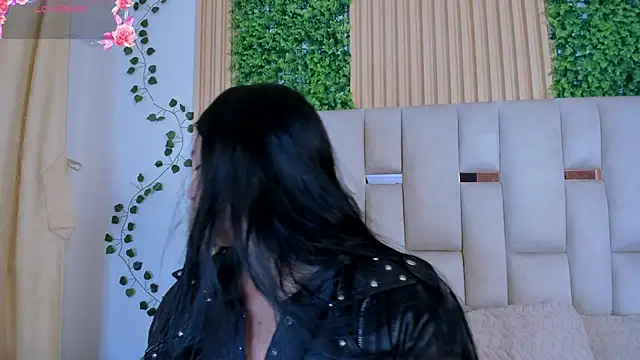 Snapshot of JeniferPowell_nm chatting on February 25, 2026, 7:01 pm JeniferPowell nm online show from February 25, 2026, 7:01 pm