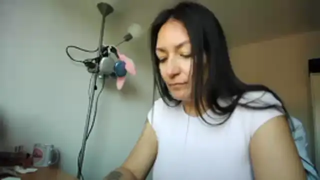 Yulian Milf online show from February 23, 2026, 10:12 am