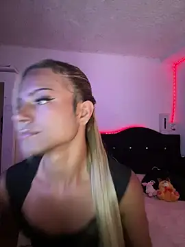 andyy x online show from April 3, 2026, 9:46 pm