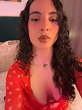 Snapshot of IrinaBlanc chatting on February 6, 2026, 12:48 am IrinaBlanc online show from February 6, 2026, 12:48 am